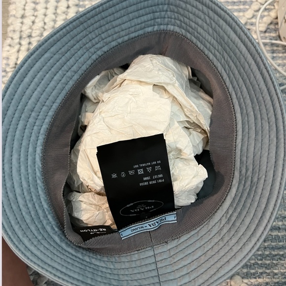 PRADA LIGHT BLUE BUCKET HAT WITH ORIGINAL BAG AND STUFFING! - Picture 3 of 6